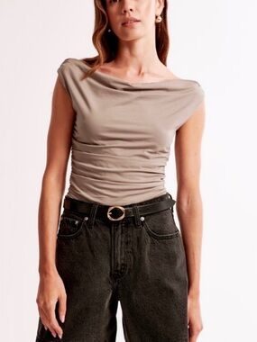 Abercrombie off shoulder ruched top